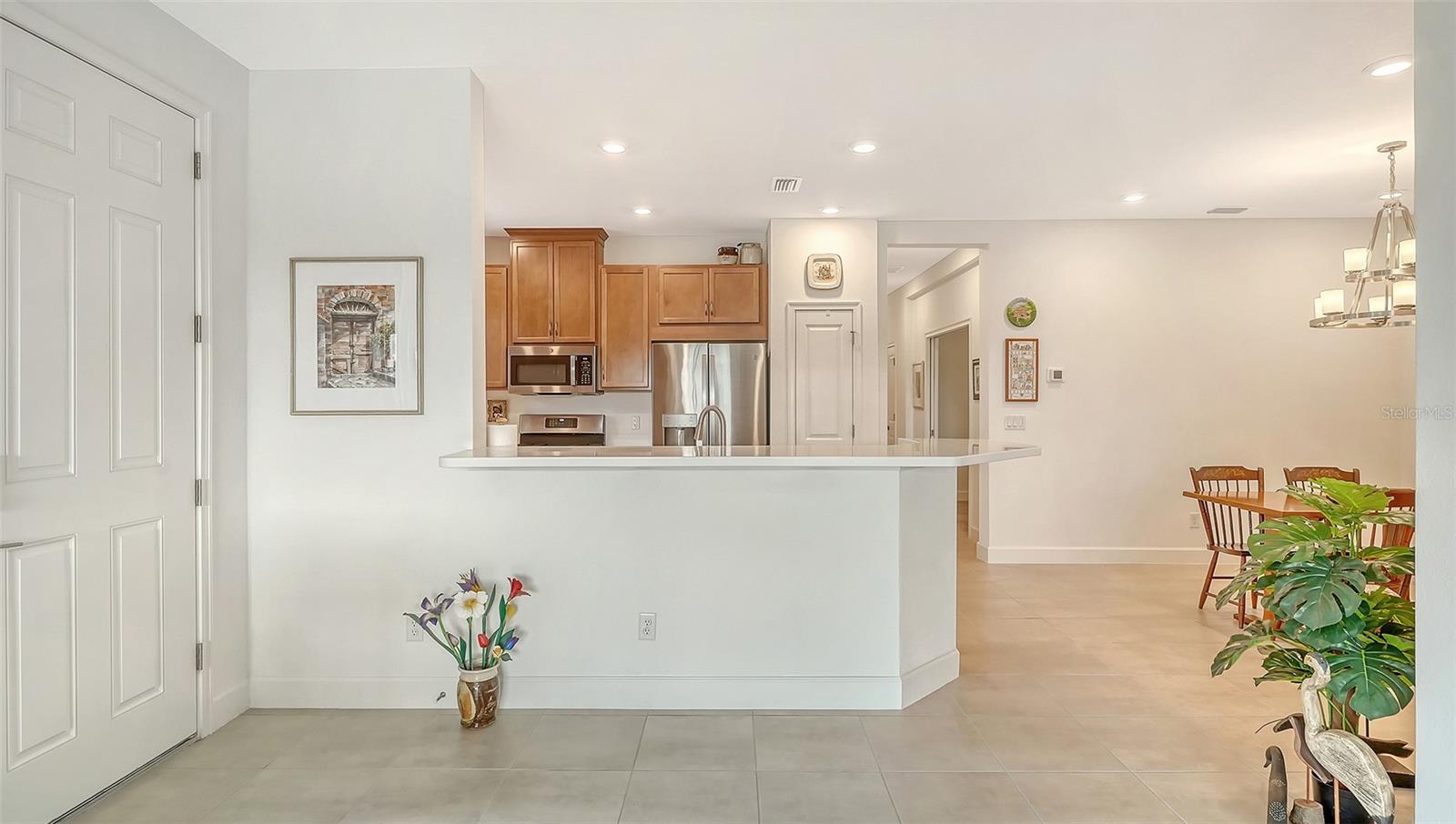6223 PLATEAU CT — photo 10