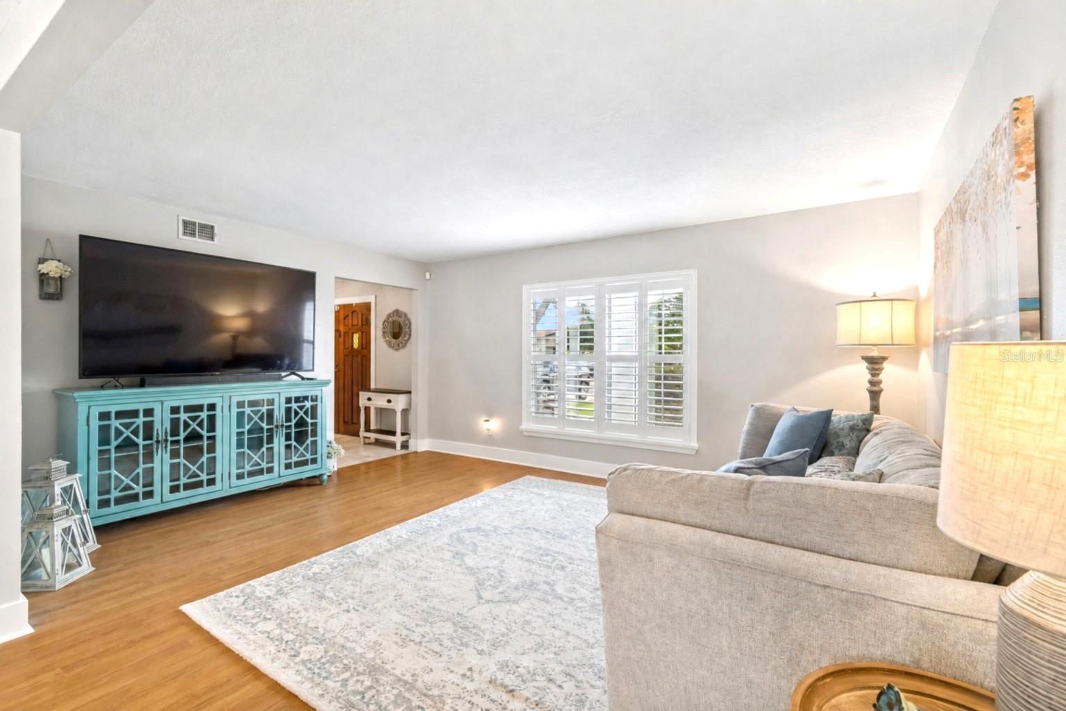 3133 W IDLEWILD AVE — photo 9