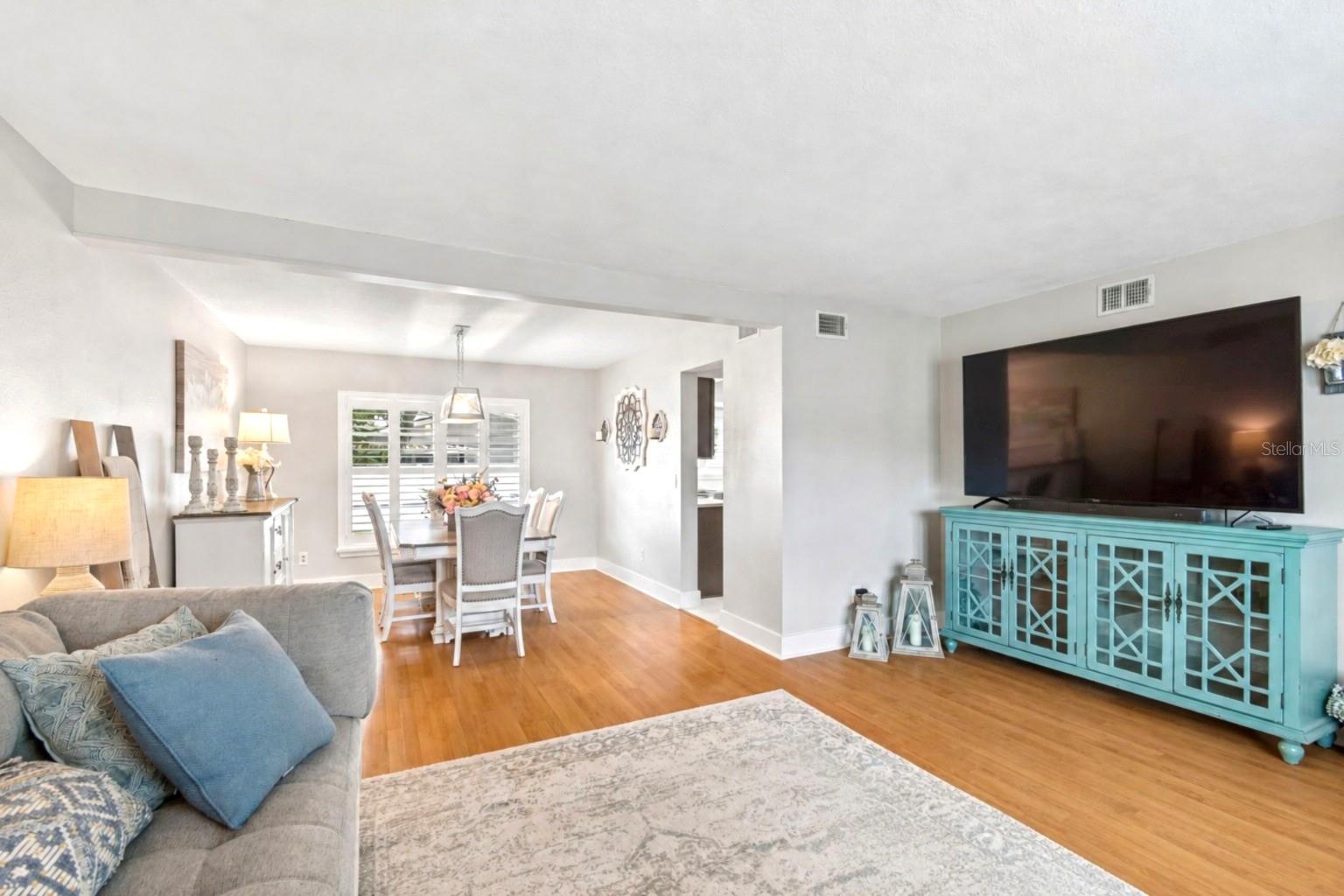 3133 W IDLEWILD AVE — photo 11