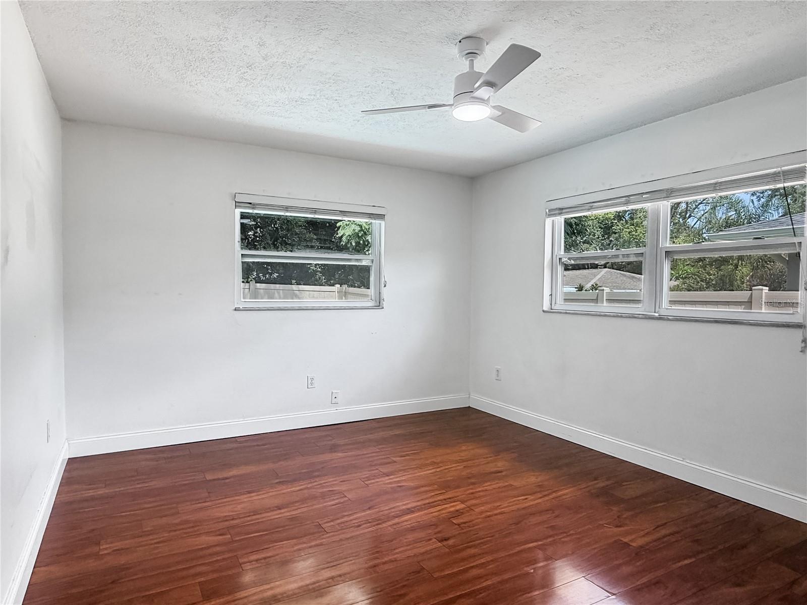 1011 WINDING OAKS DR — photo 43