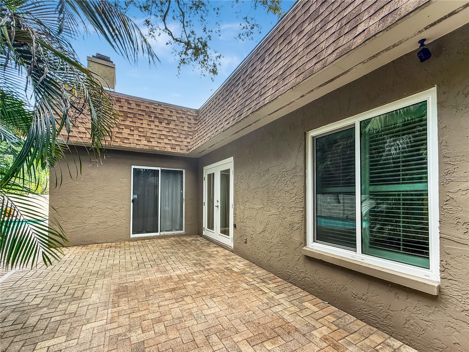 1011 WINDING OAKS DR — photo 11