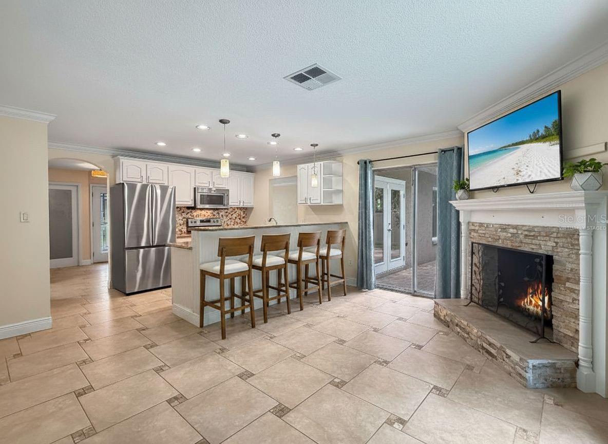 1011 WINDING OAKS DR — photo 30