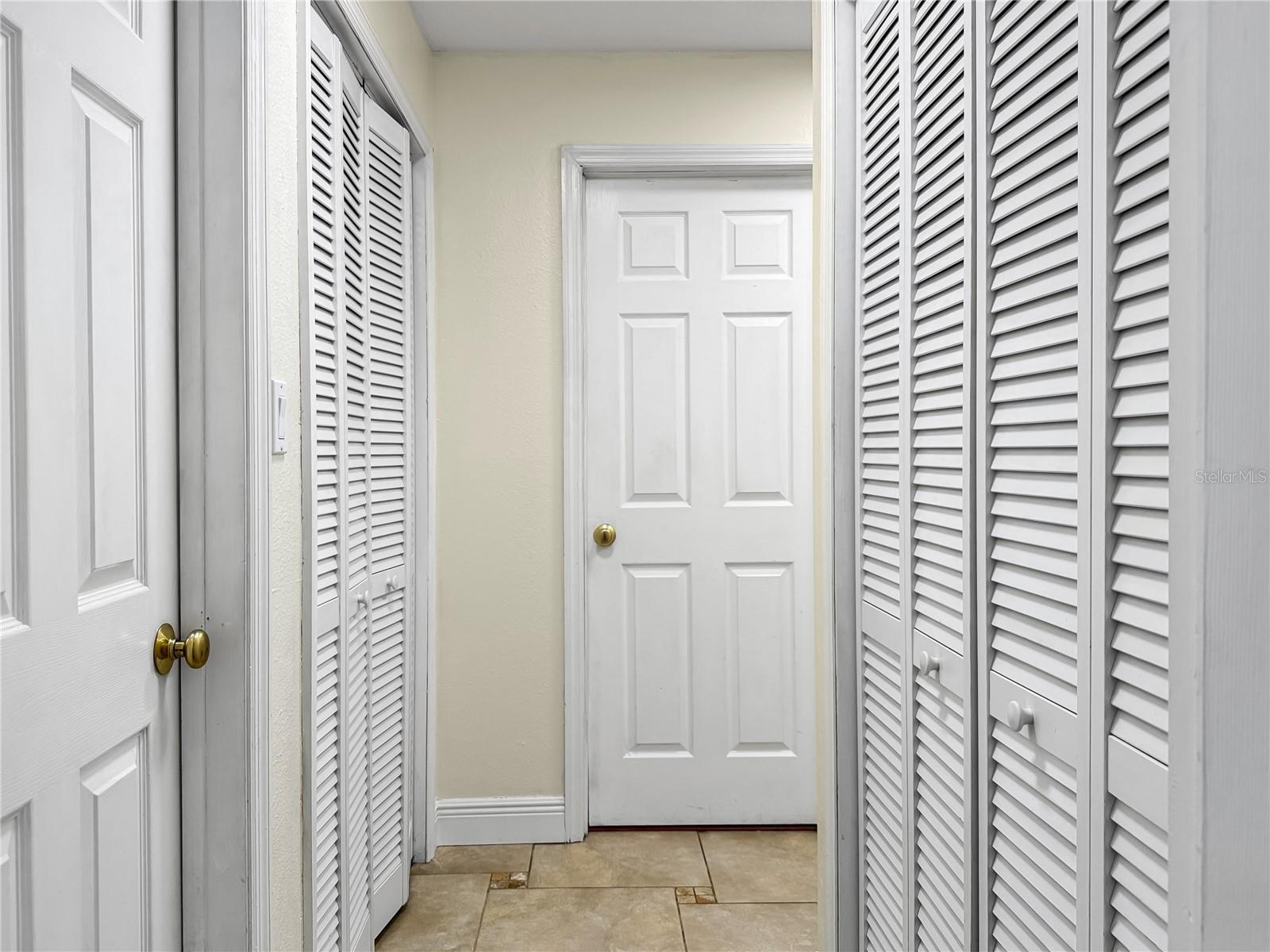 1011 WINDING OAKS DR — photo 46