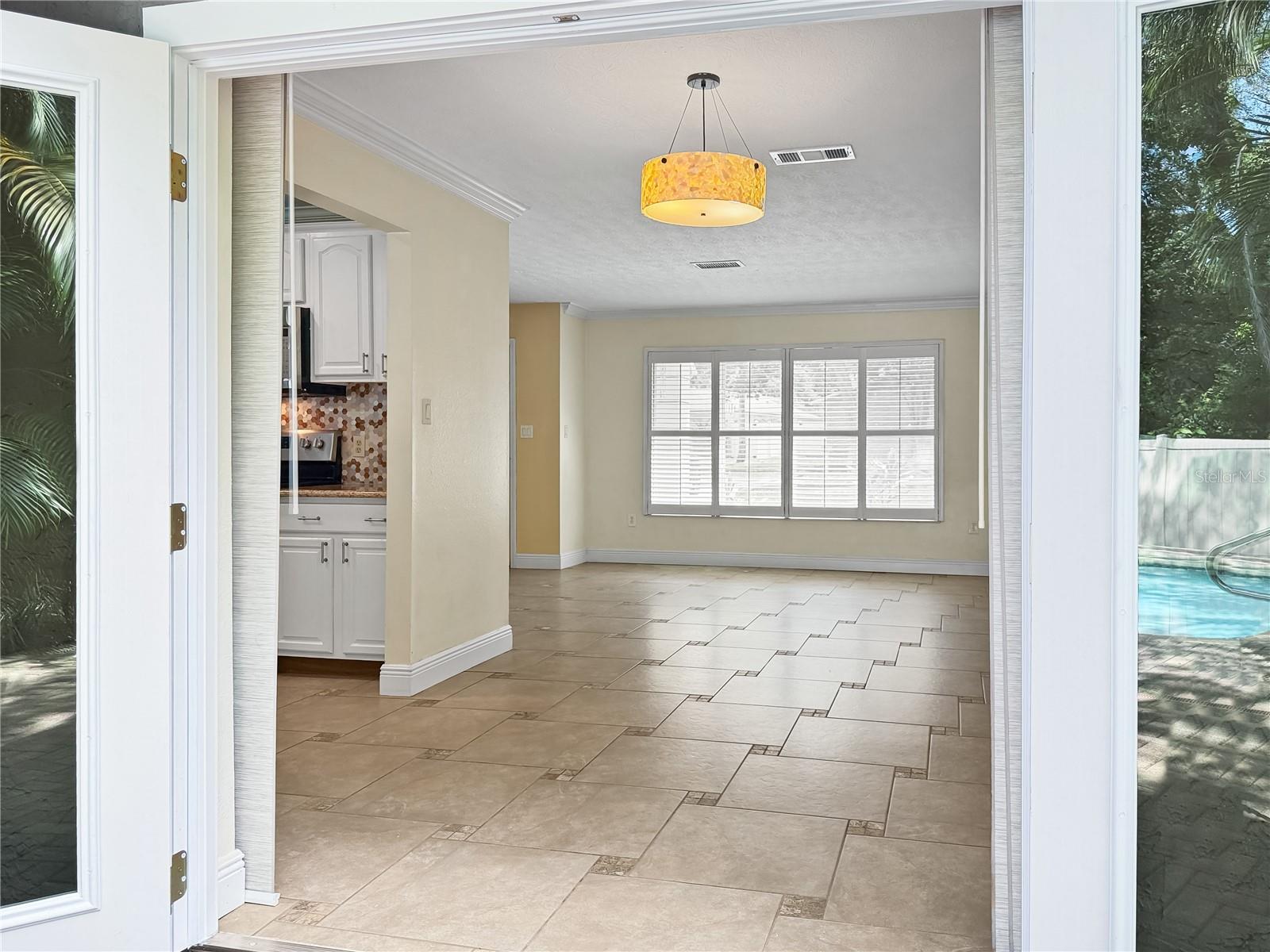 1011 WINDING OAKS DR — photo 26