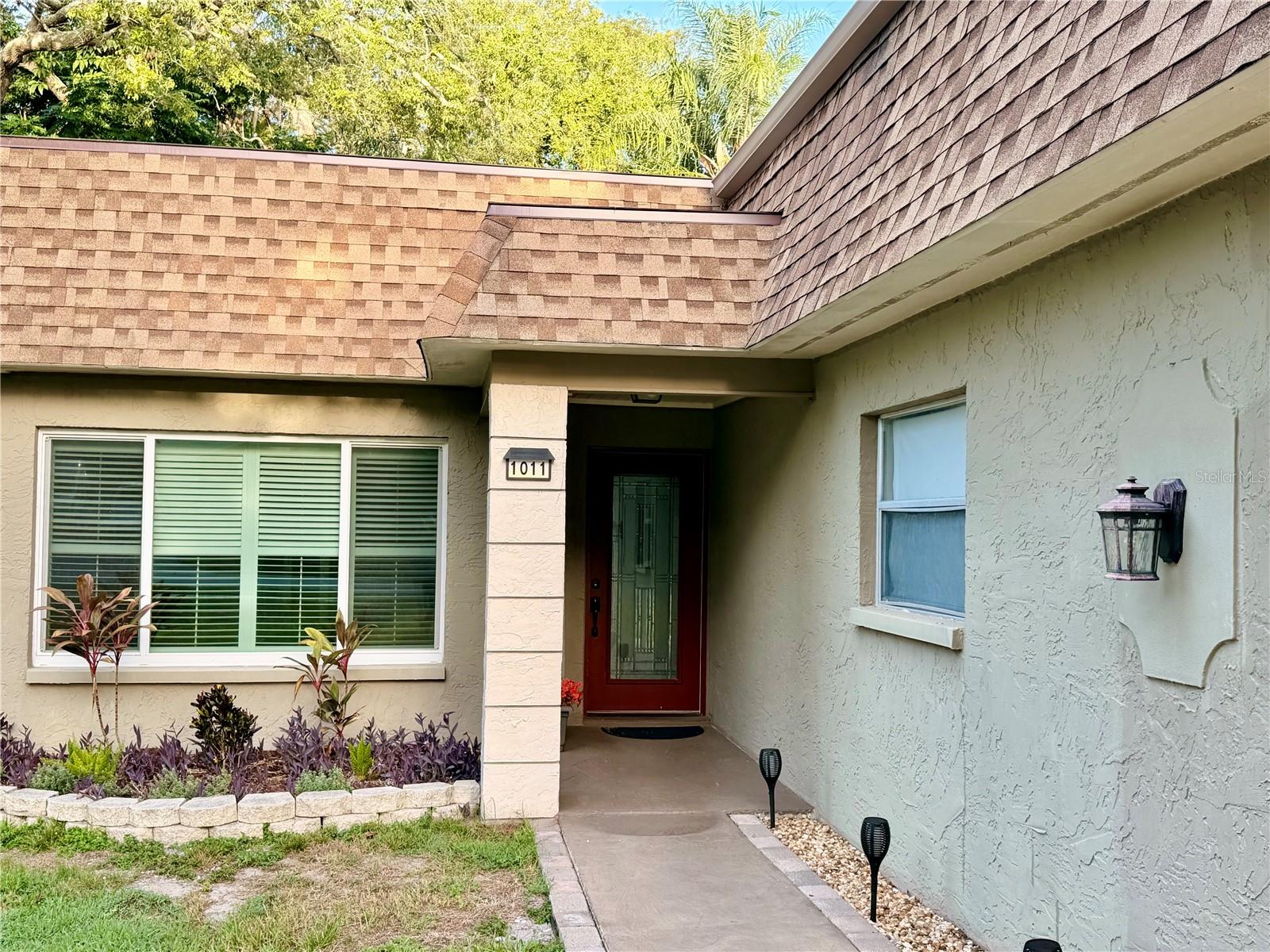 1011 WINDING OAKS DR — photo 4