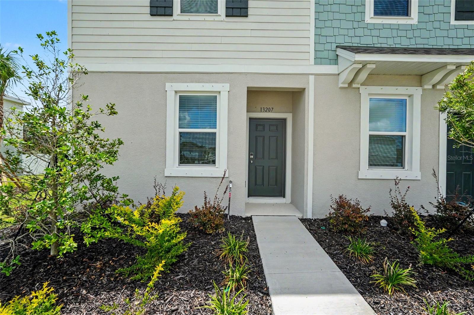 13207 FORGE AVE — photo 2