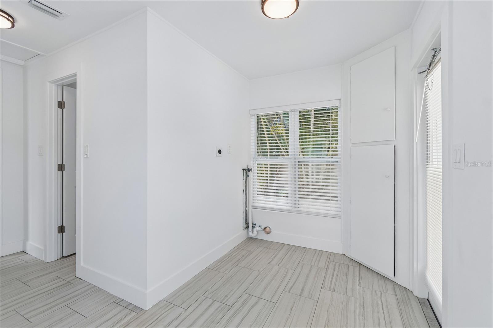 8125 BAYSHORE DR — photo 17
