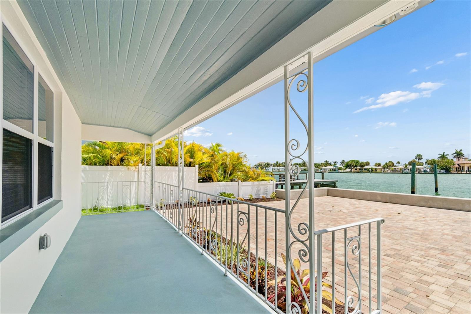 8125 BAYSHORE DR — photo 5