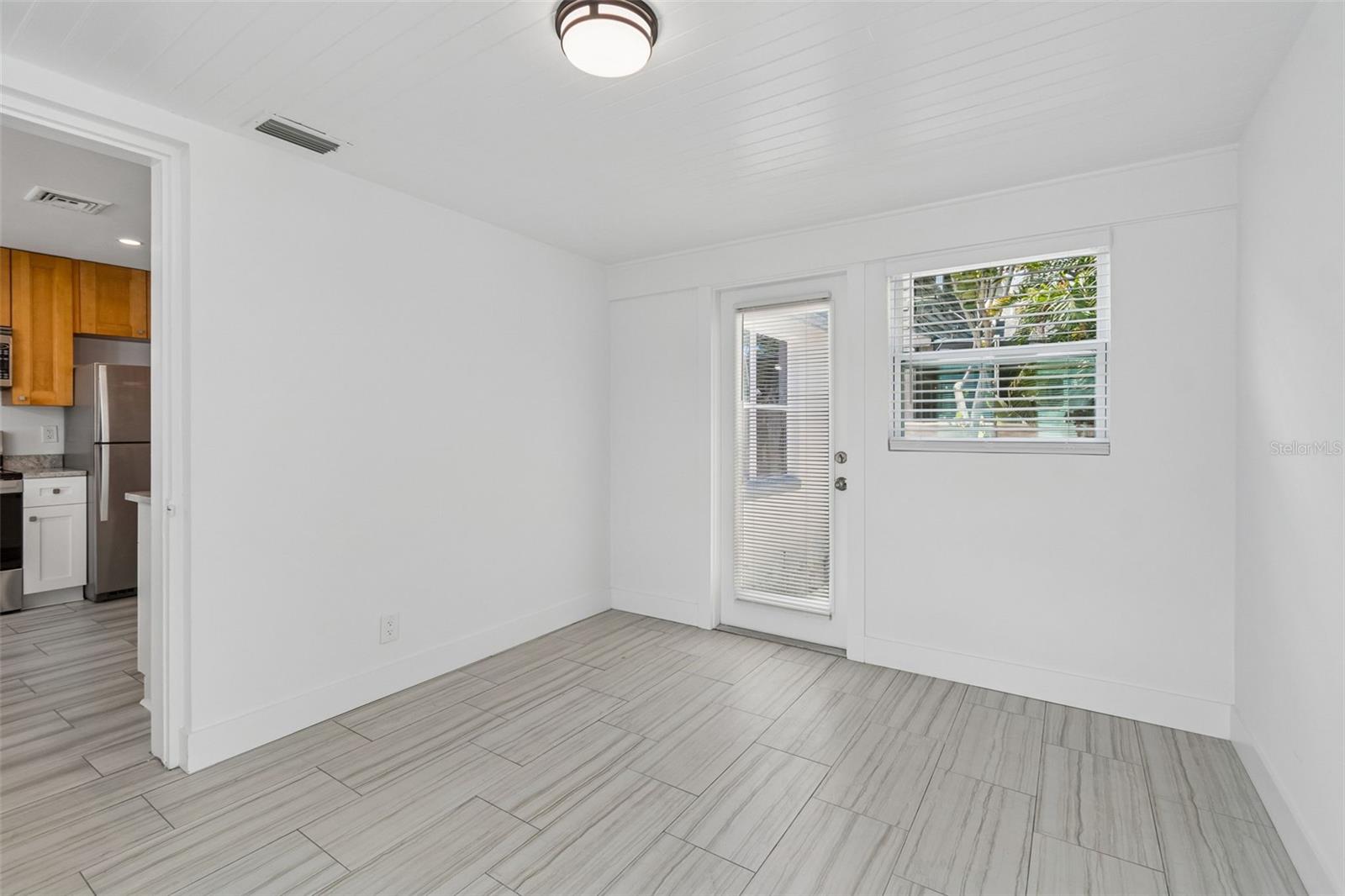 8125 BAYSHORE DR — photo 20