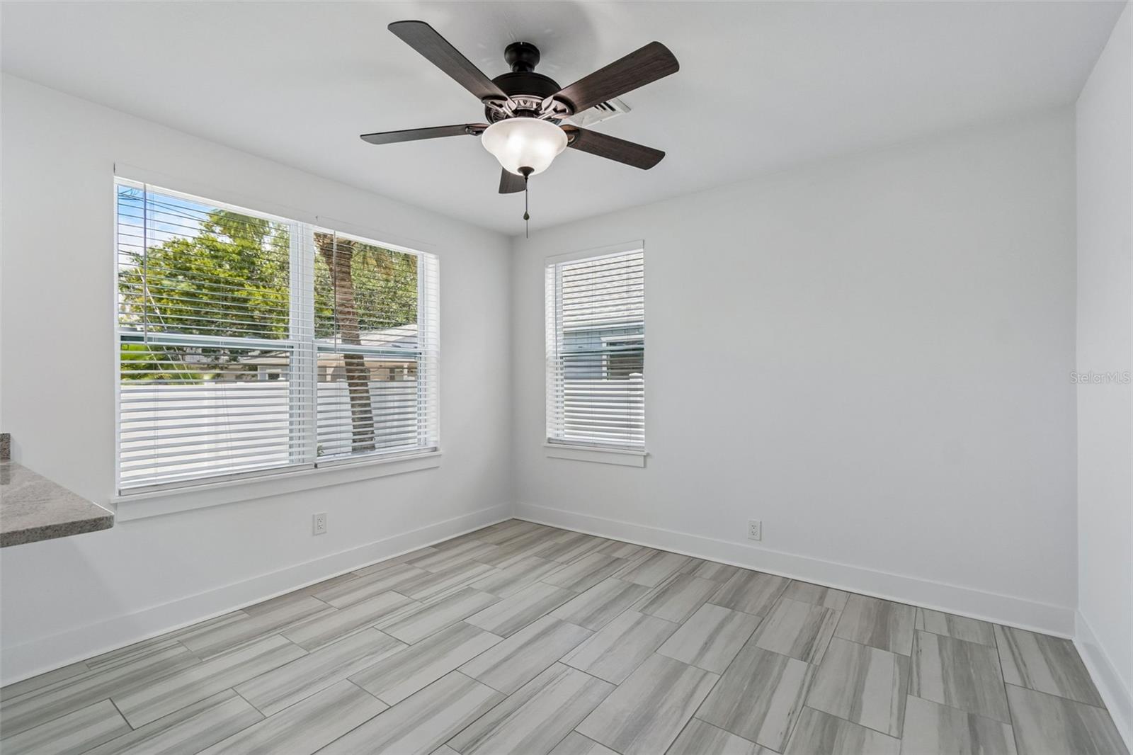 8125 BAYSHORE DR — photo 27
