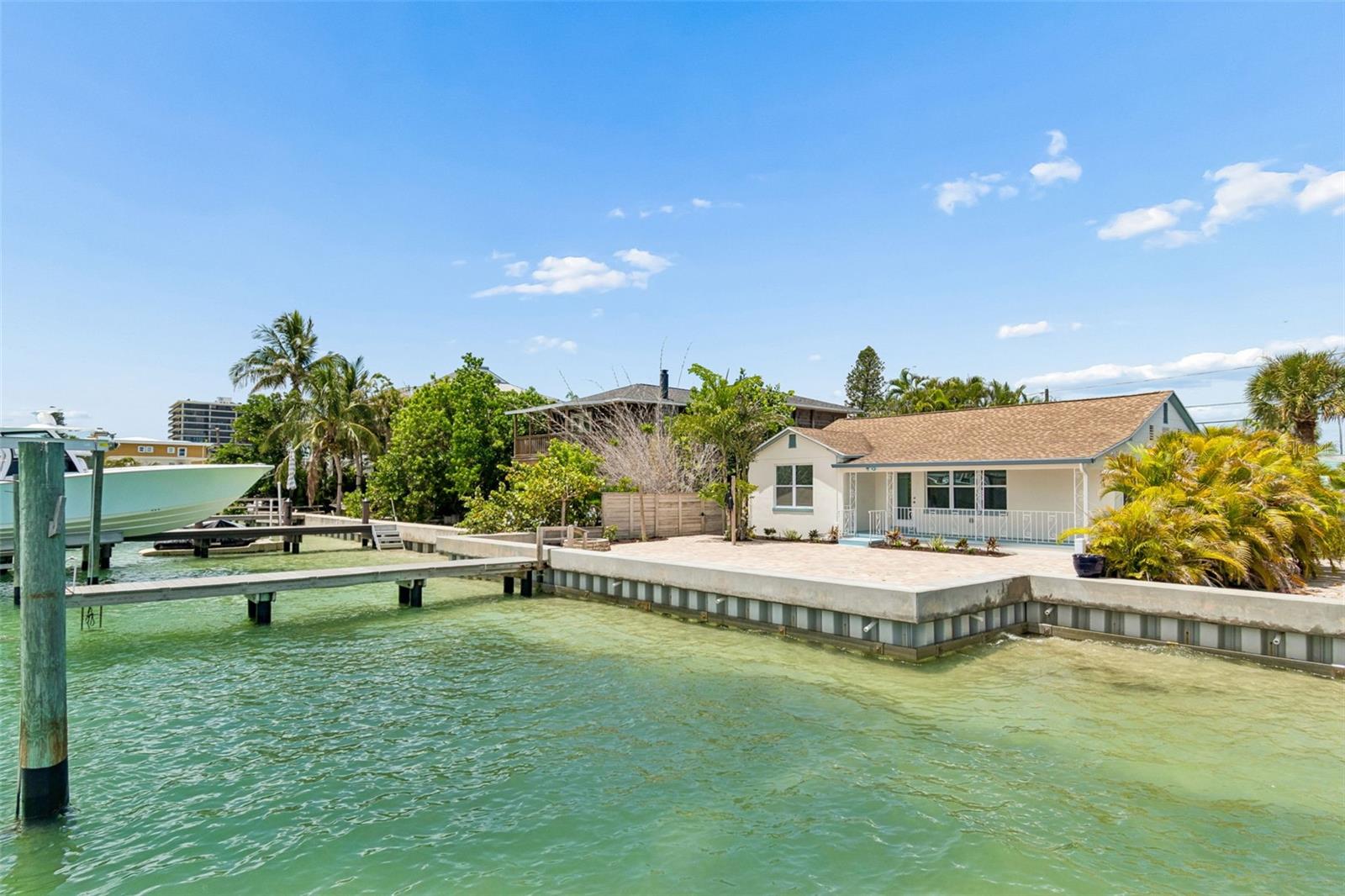 8125 BAYSHORE DR — photo 3