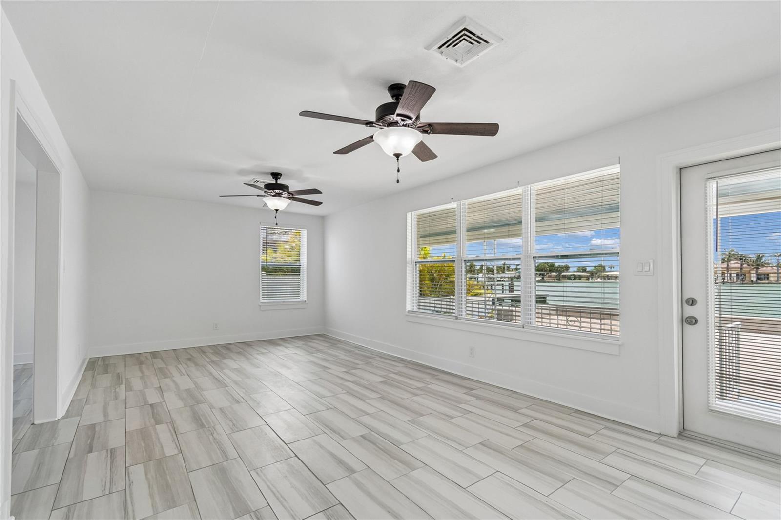 8125 BAYSHORE DR — photo 30