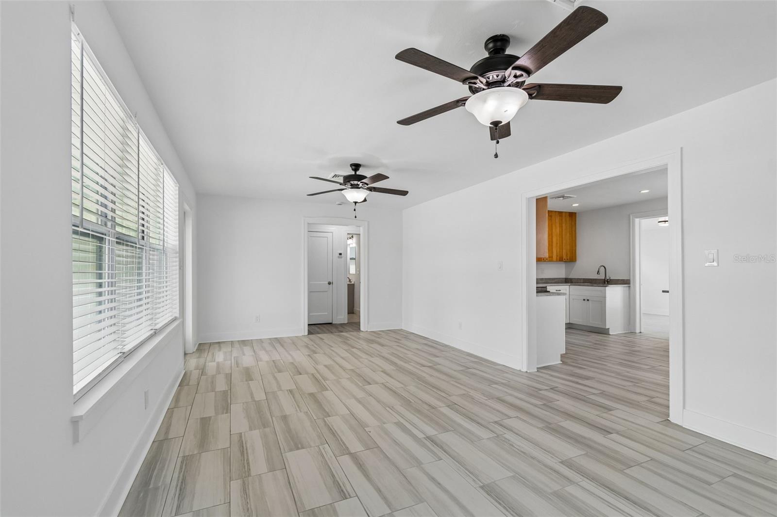 8125 BAYSHORE DR — photo 32