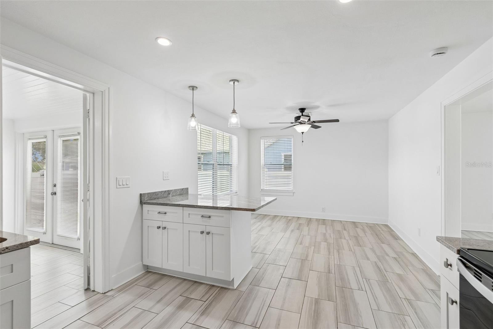 8125 BAYSHORE DR — photo 26