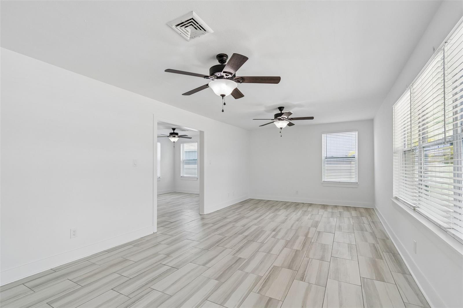 8125 BAYSHORE DR — photo 31
