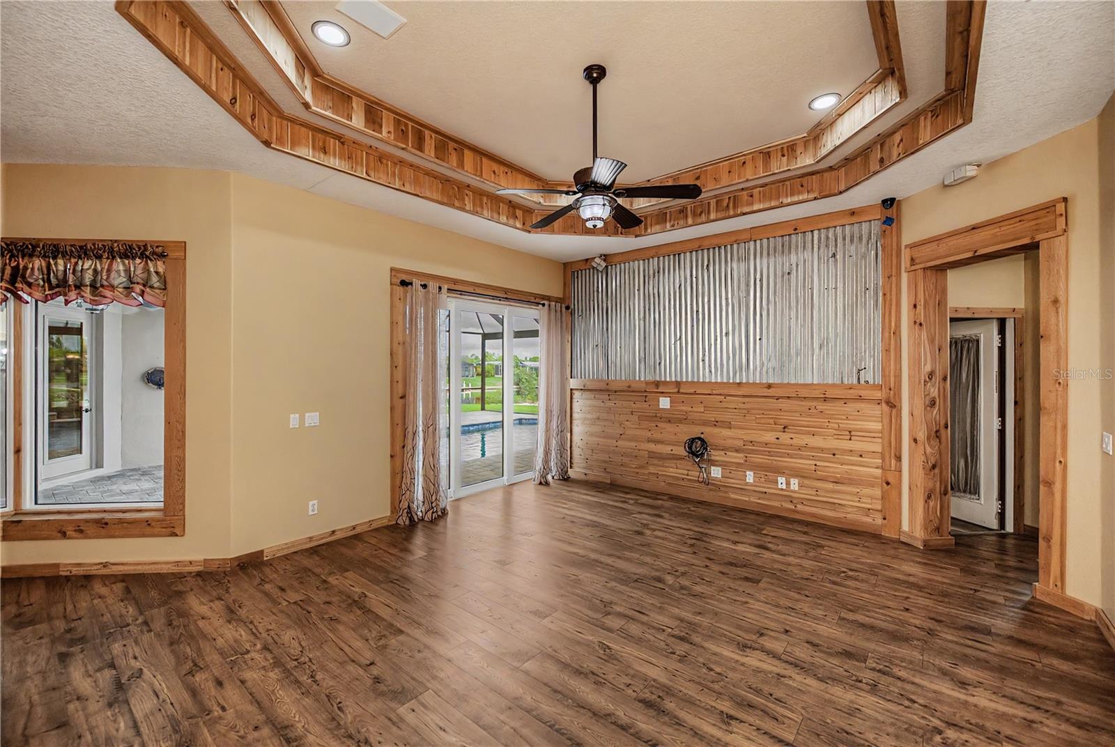 8730 MYSTIC CIR — photo 42