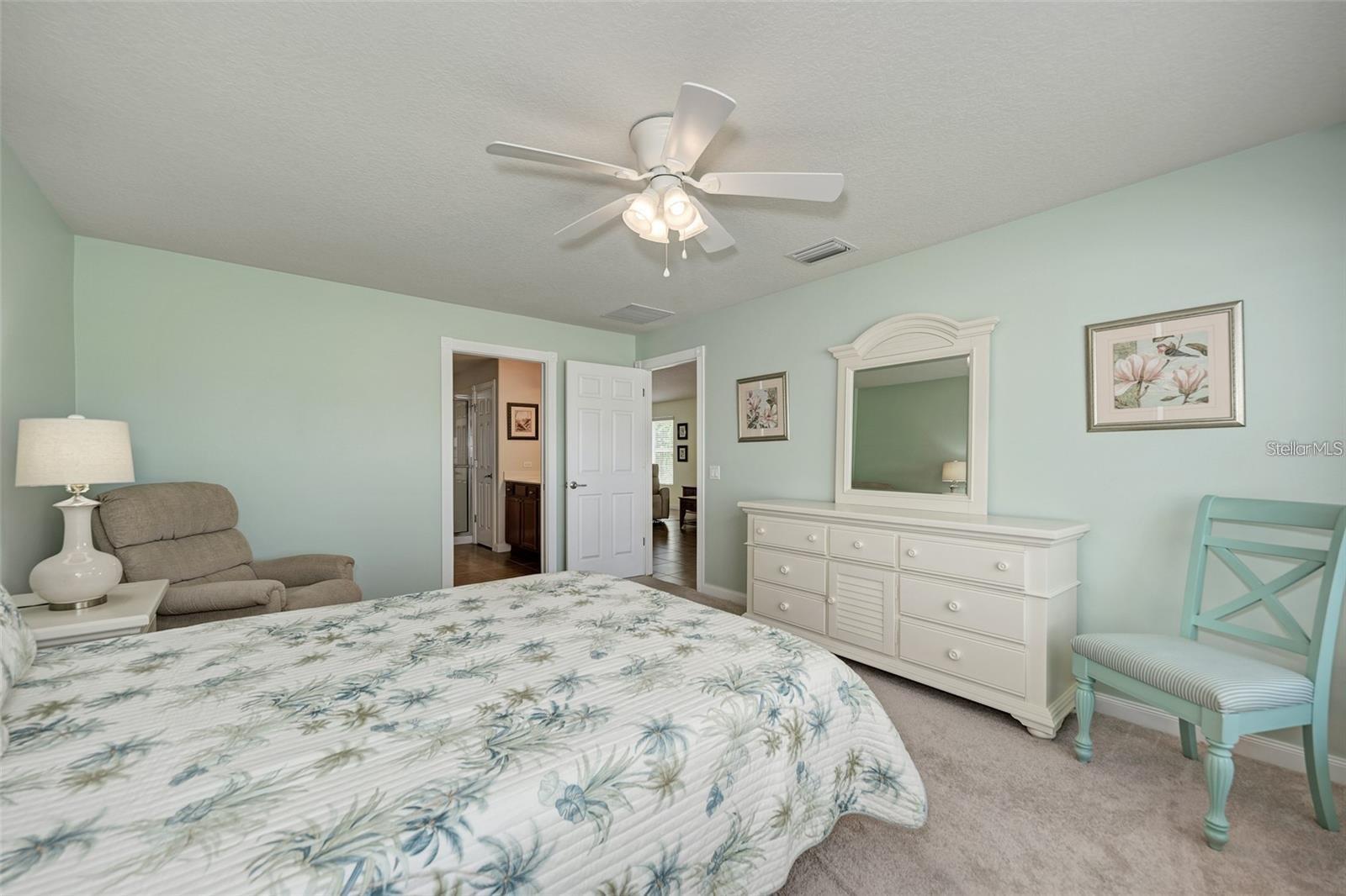 6083 BENEVENTO DR — photo 18