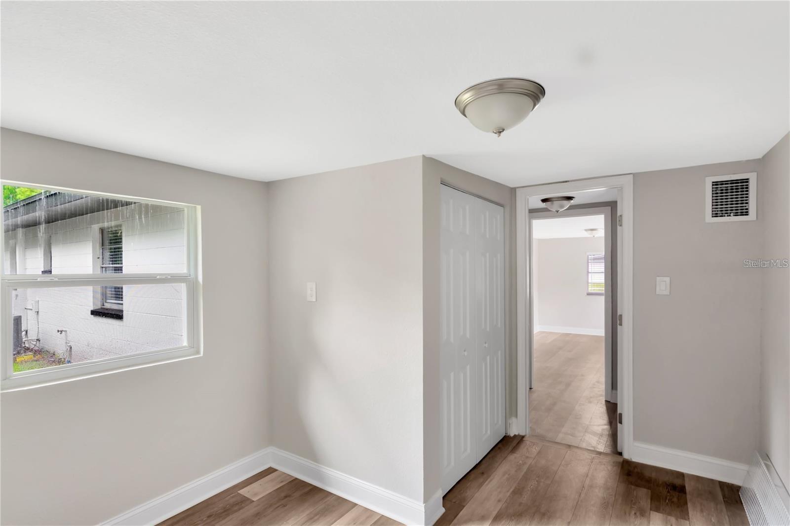 4105 W MANGO AVE — photo 19