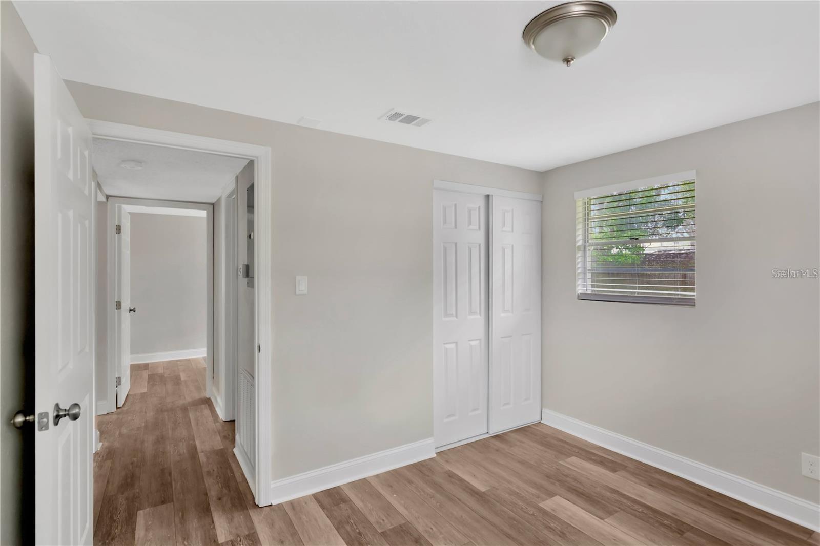 4105 W MANGO AVE — photo 12