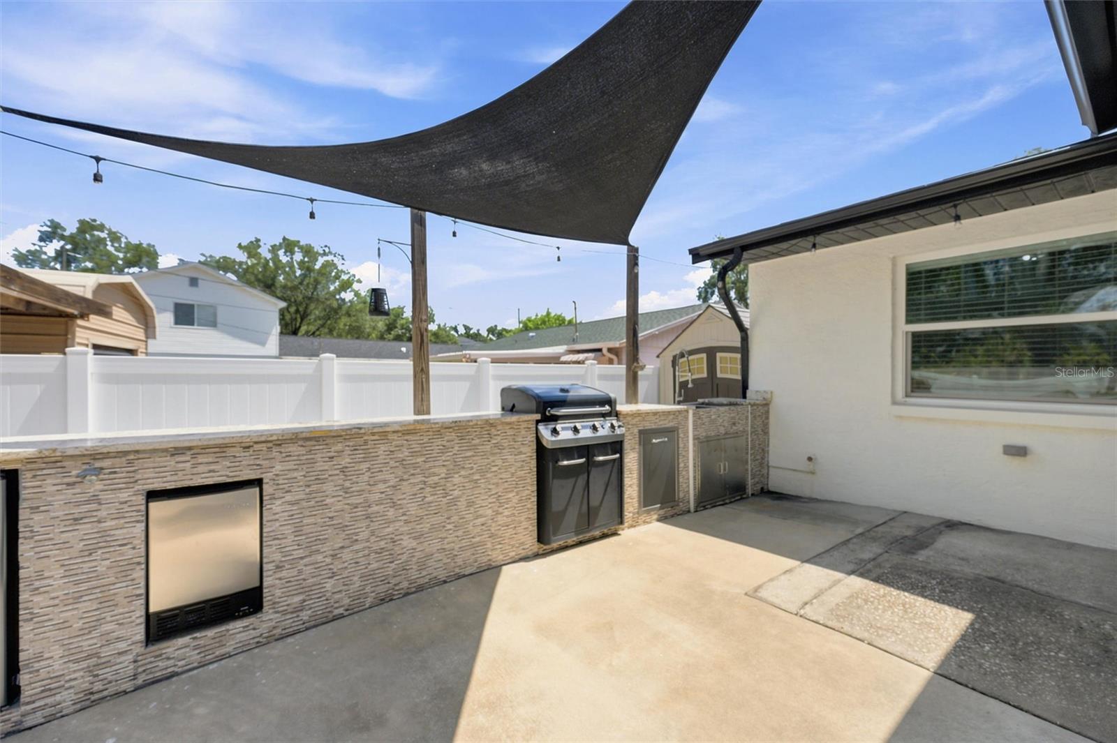 6230 CEDAR ST NE — photo 33