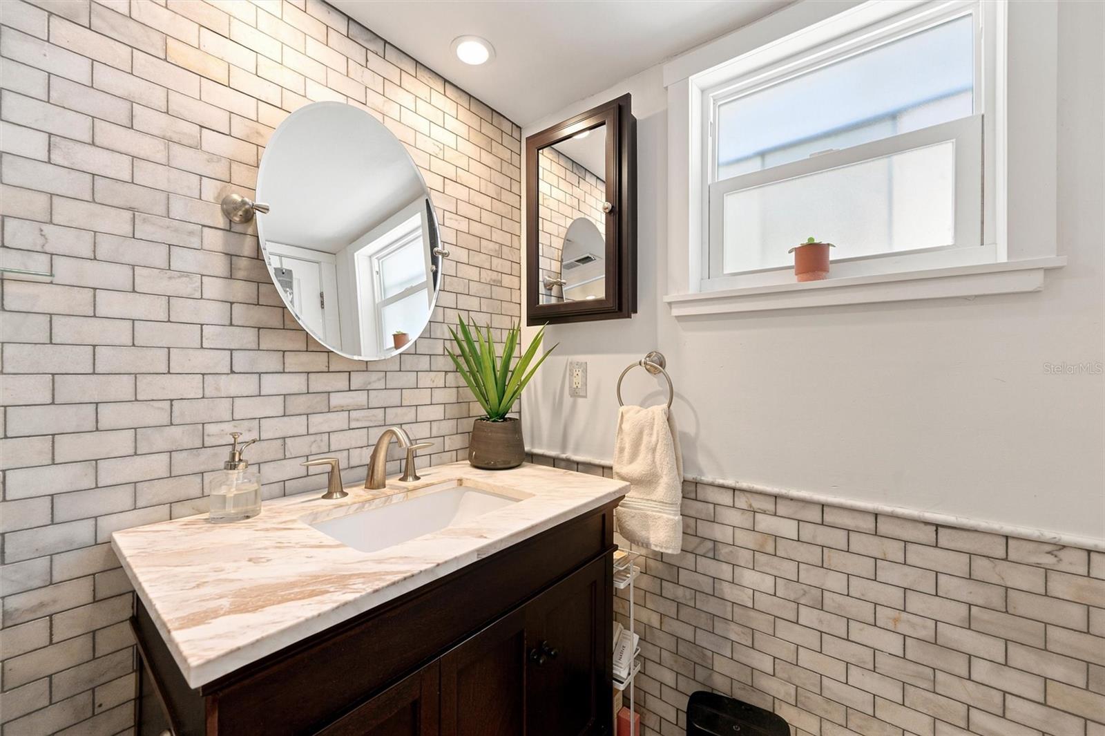 6230 CEDAR ST NE — photo 18