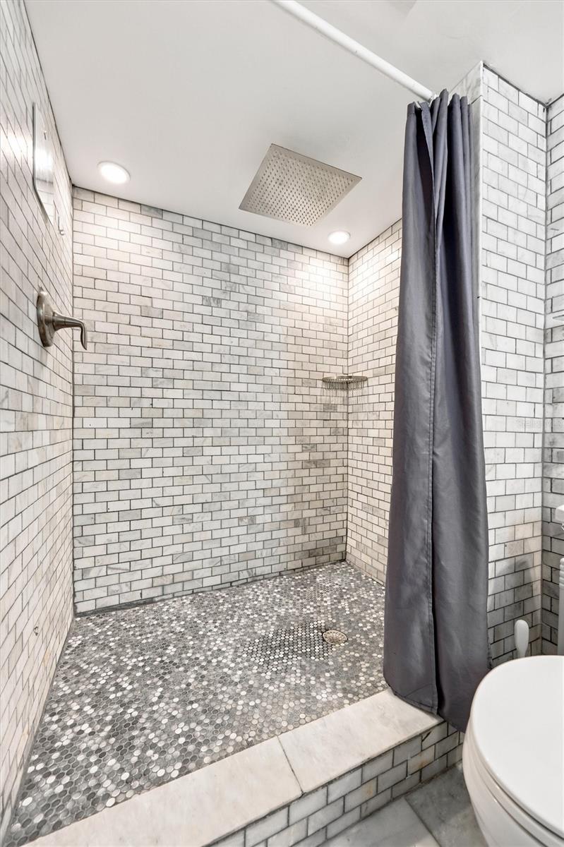6230 CEDAR ST NE — photo 17
