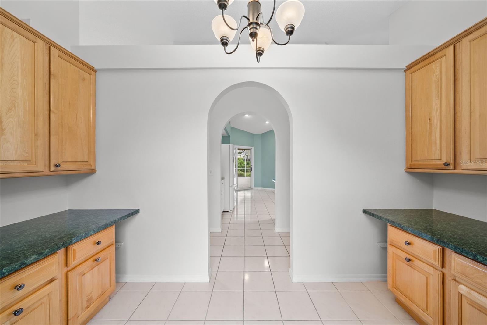 555 PARK ESTATES SQ — photo 14