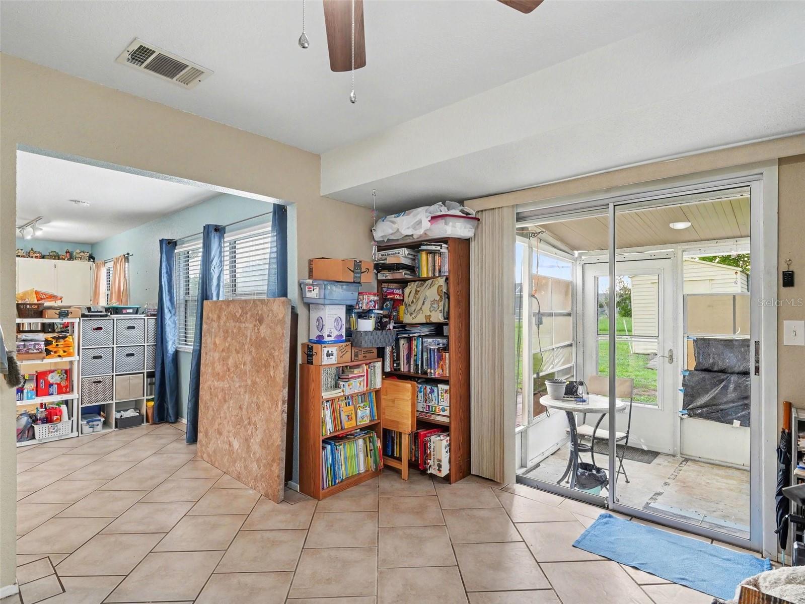 2473 FAIRBROOK ST — photo 15