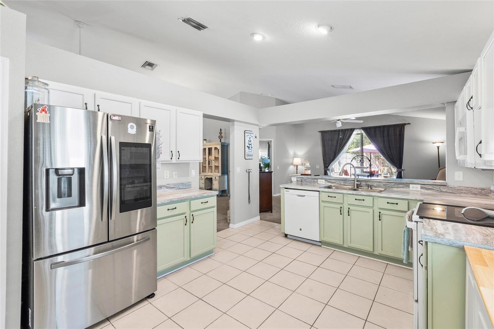 614 SOMERSTONE DR — photo 11