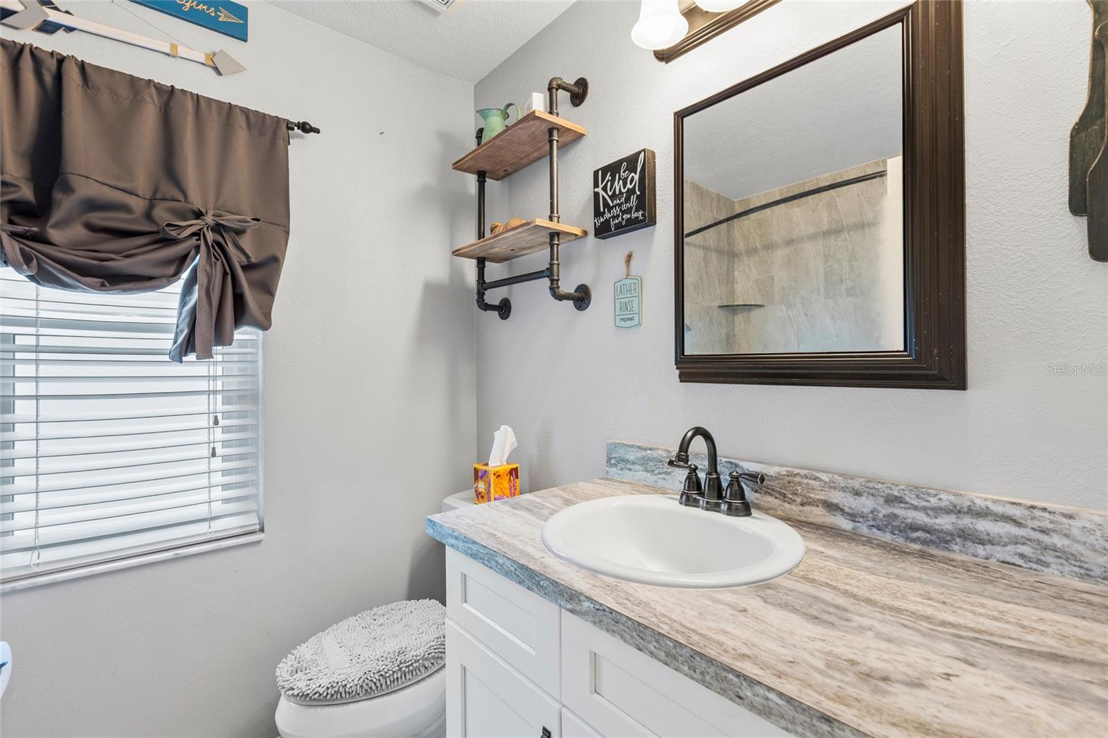 614 SOMERSTONE DR — photo 31