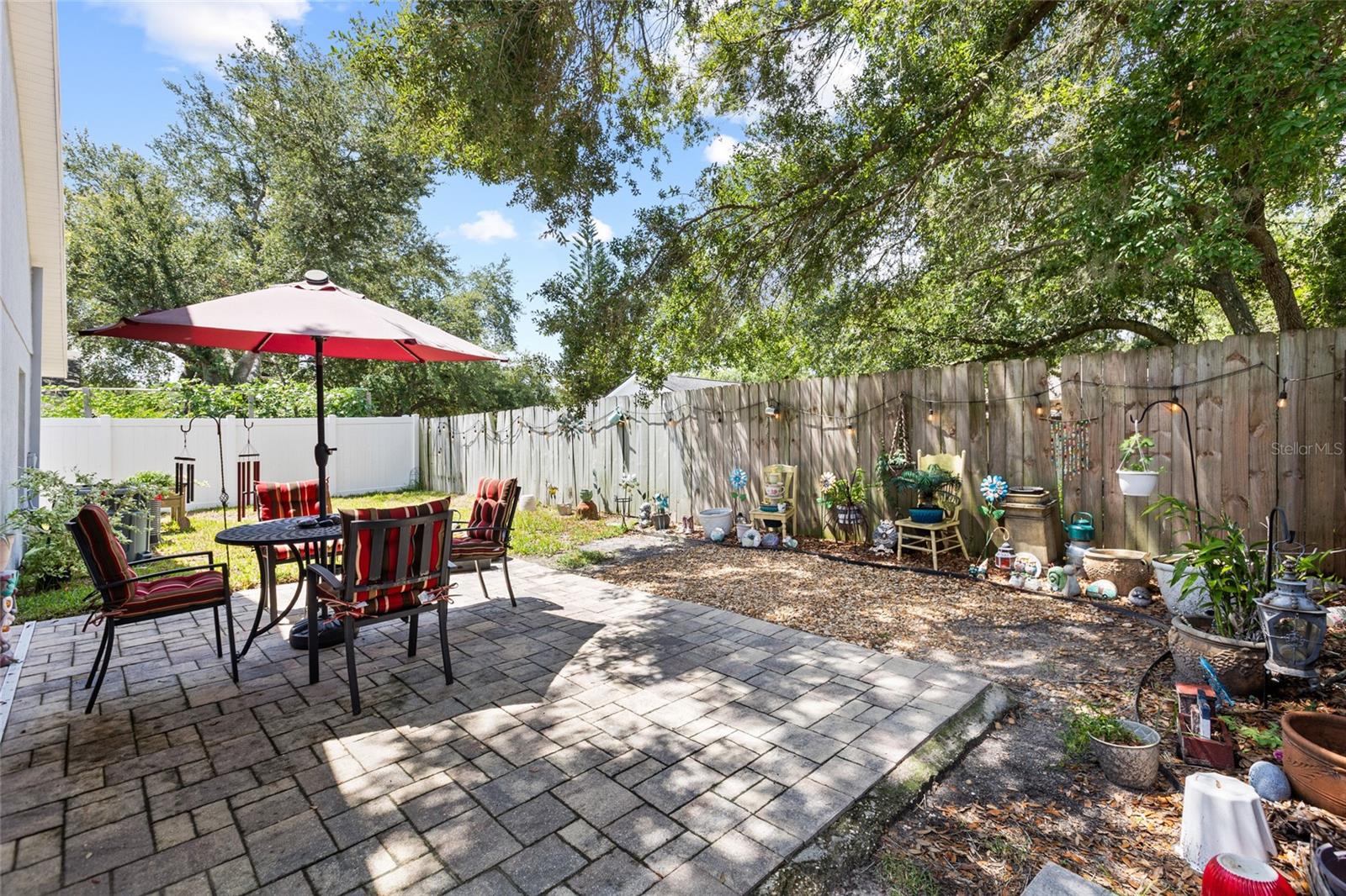 614 SOMERSTONE DR — photo 35