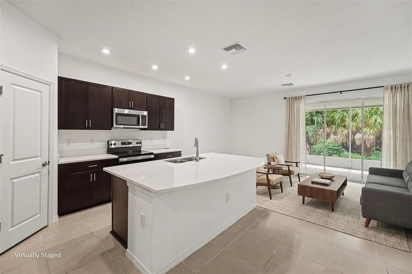 10573 OAKSIDE DR — photo 16
