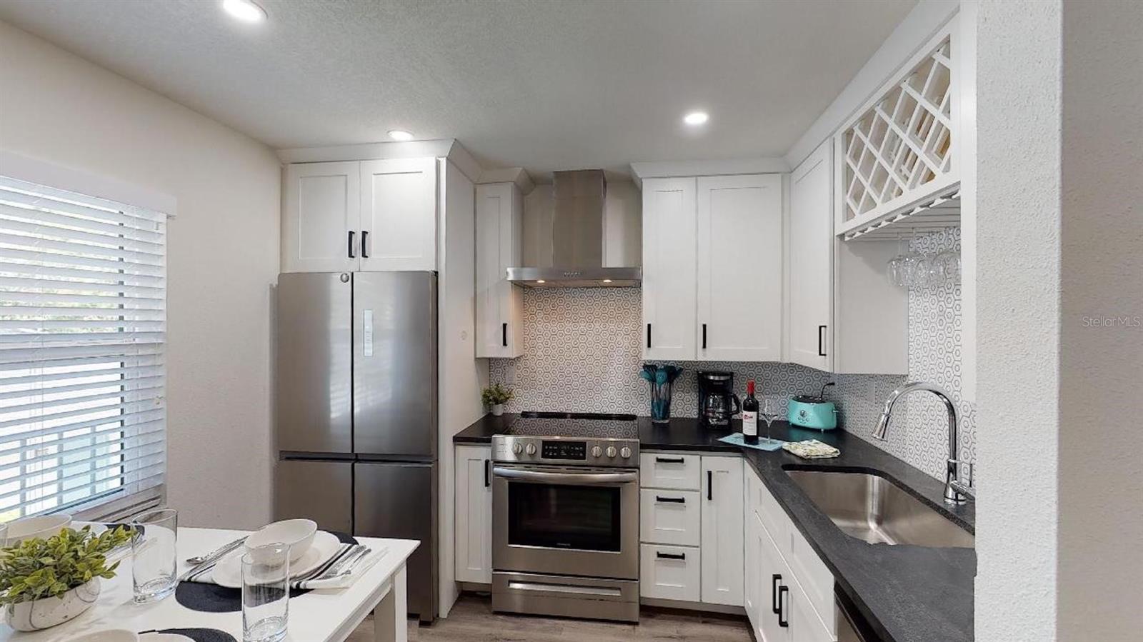 1910 MORRILL ST #6 — photo 5