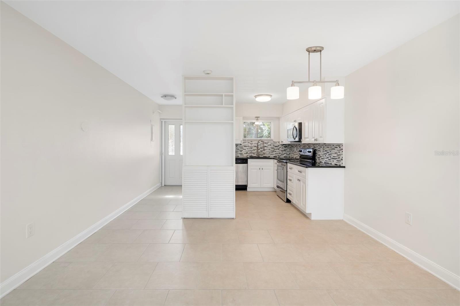 2155 WOOD ST #A14 — photo 5
