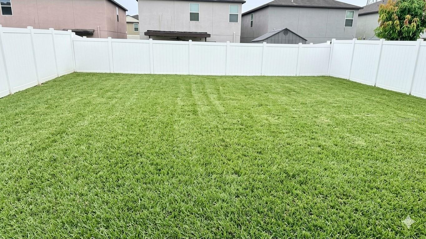 14832 CRESCENT ROCK DR — photo 4