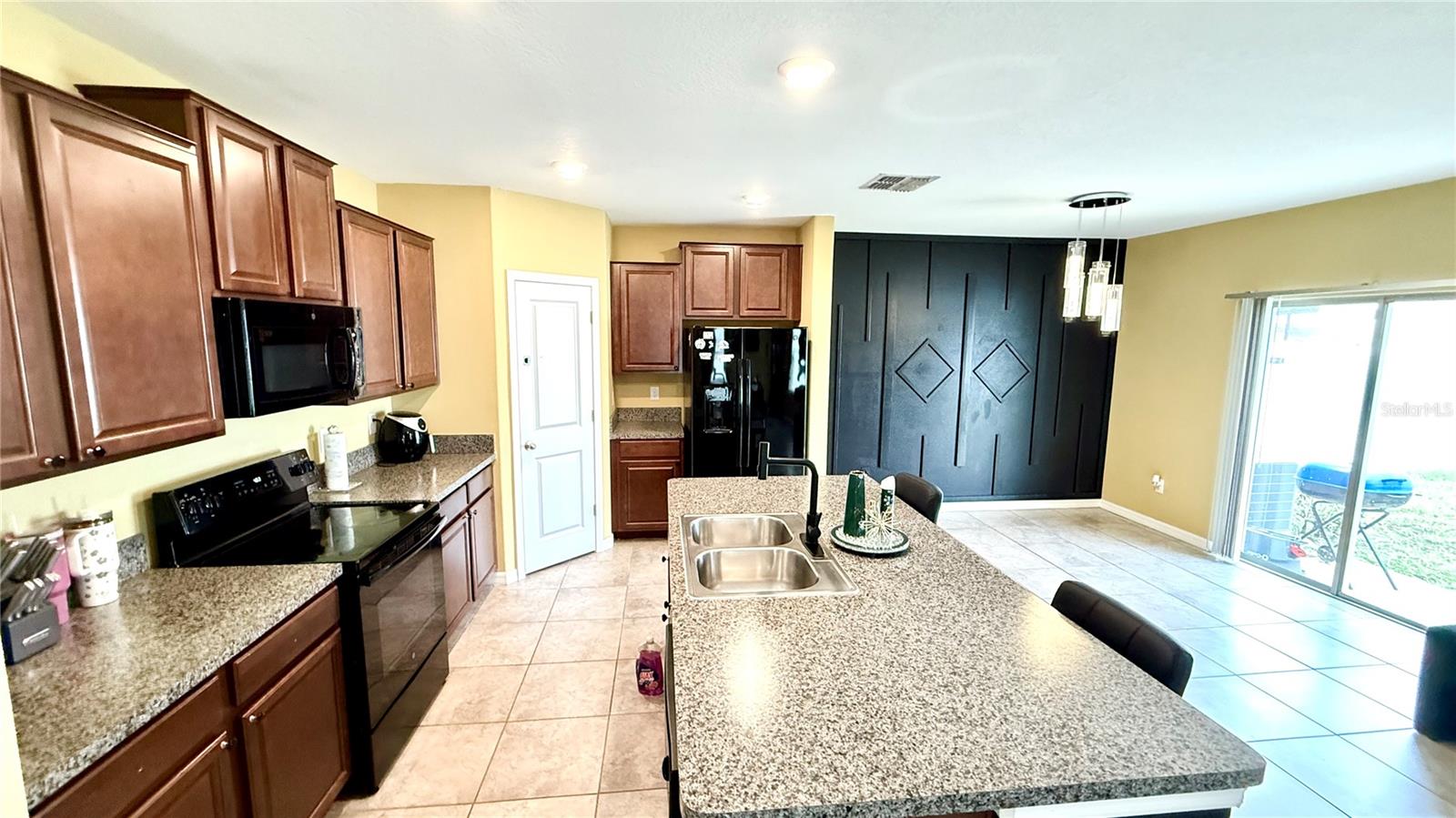 14832 CRESCENT ROCK DR — photo 5