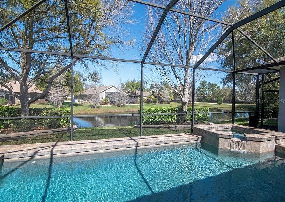19419 AUTUMN CHASE CT — photo 9