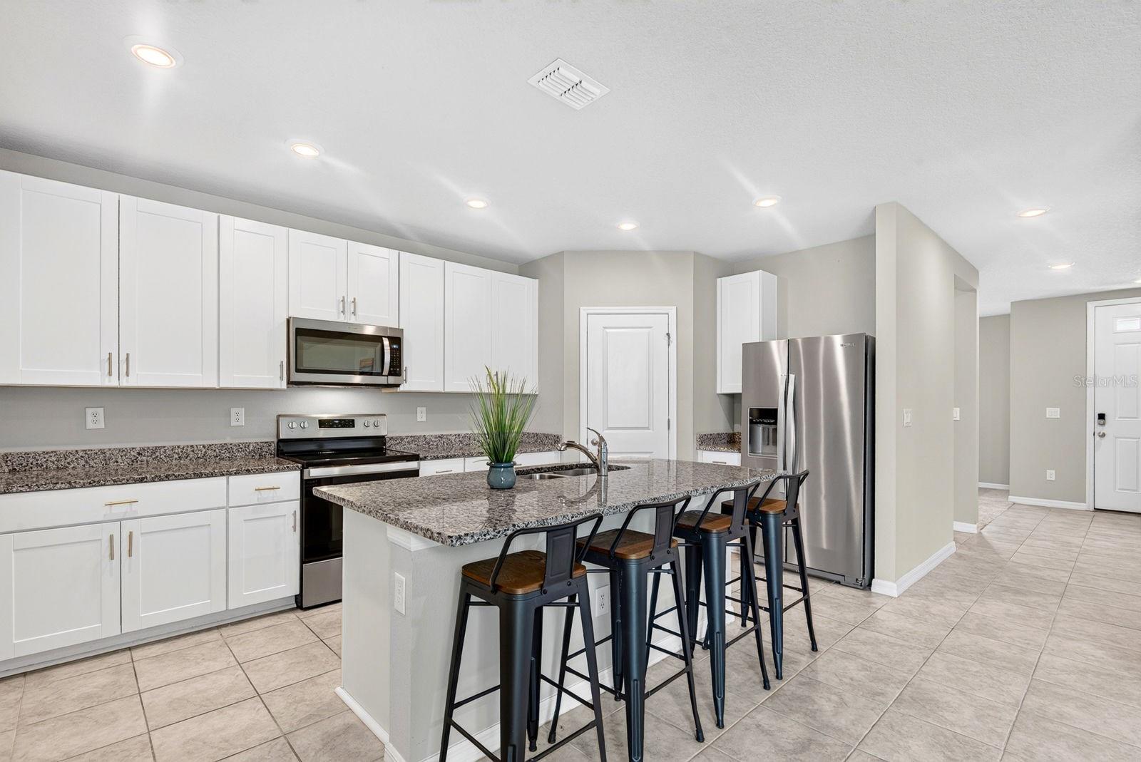 10025 DAYBREAK GLN — photo 21