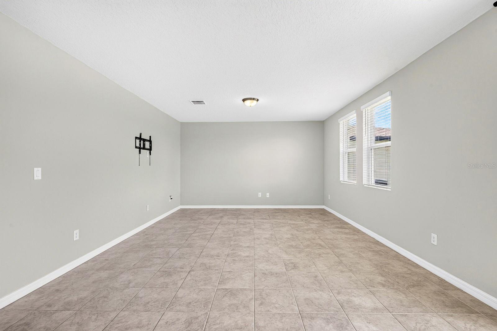 10025 DAYBREAK GLN — photo 8