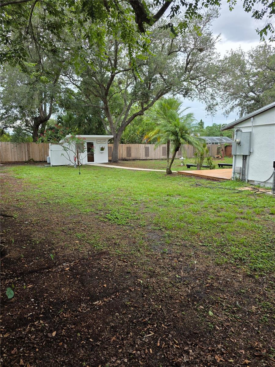 1205 WILLIS AVE — photo 57