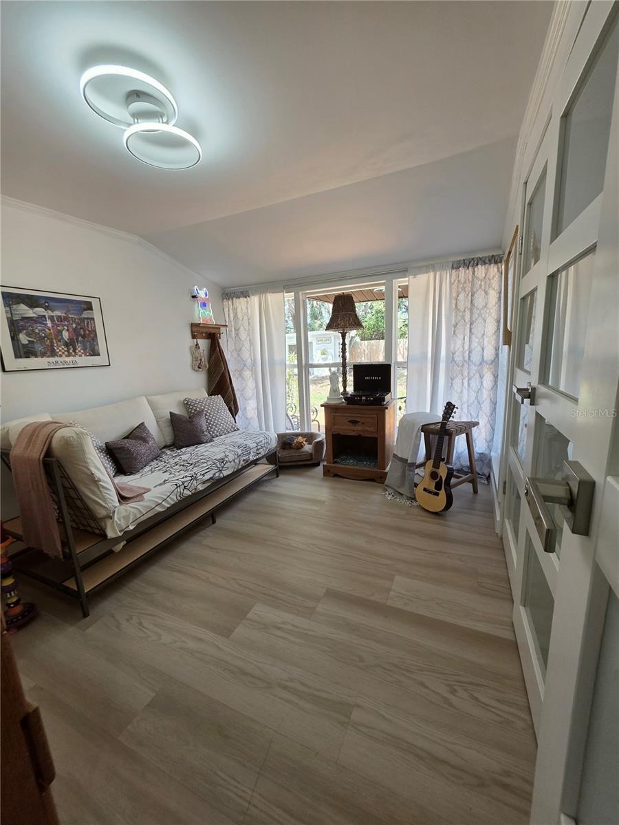 1205 WILLIS AVE — photo 32