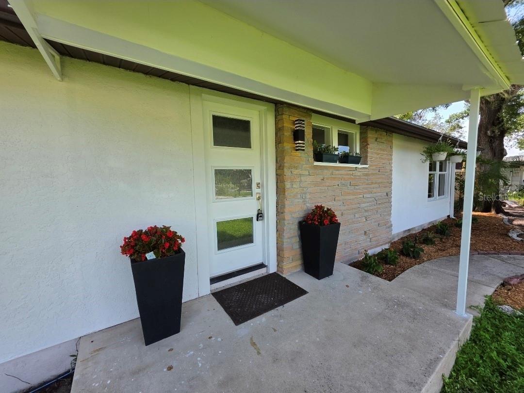 1205 WILLIS AVE — photo 8