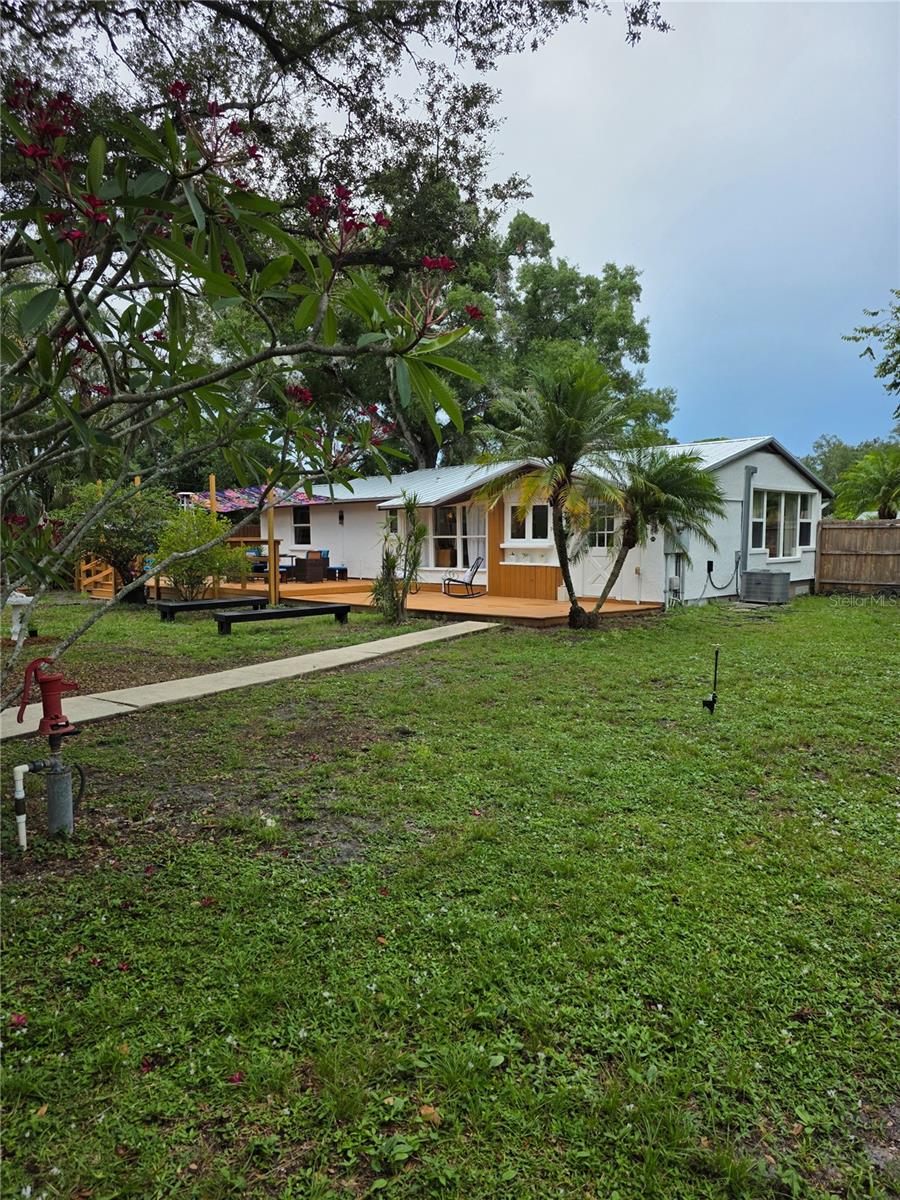 1205 WILLIS AVE — photo 58