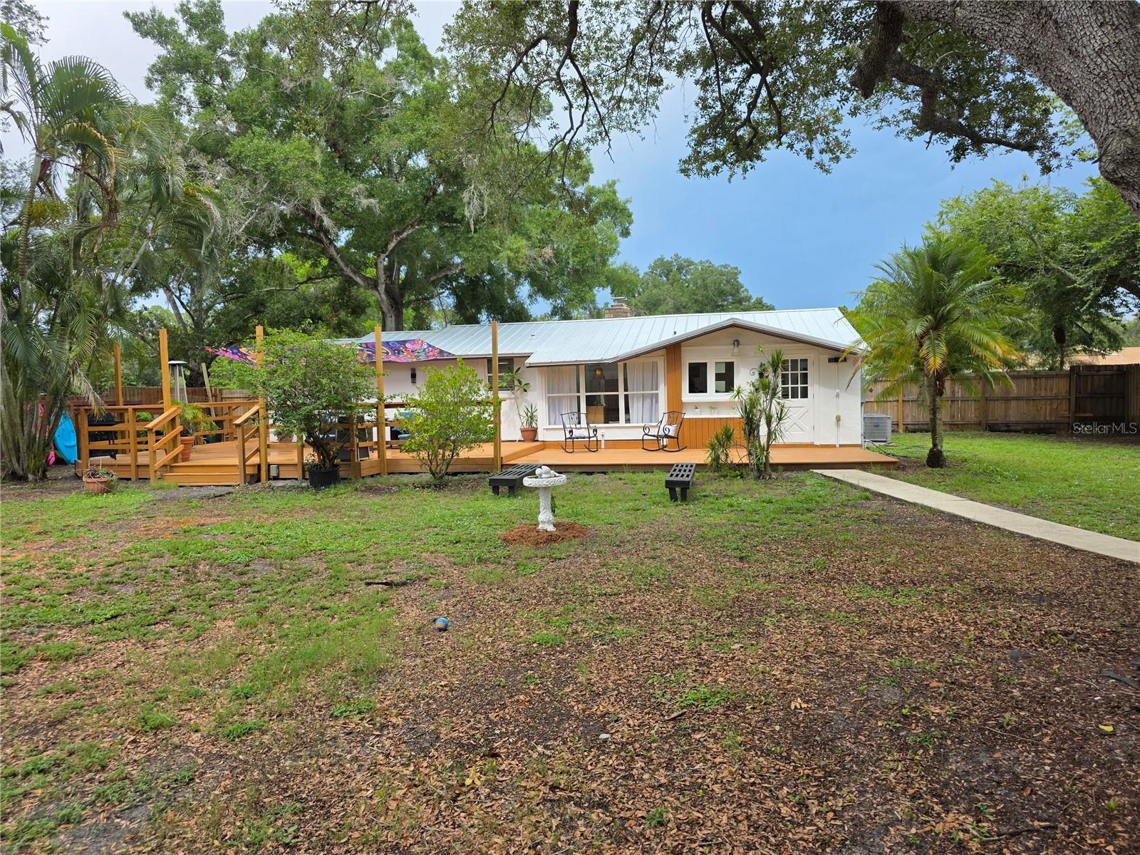 1205 WILLIS AVE — photo 61
