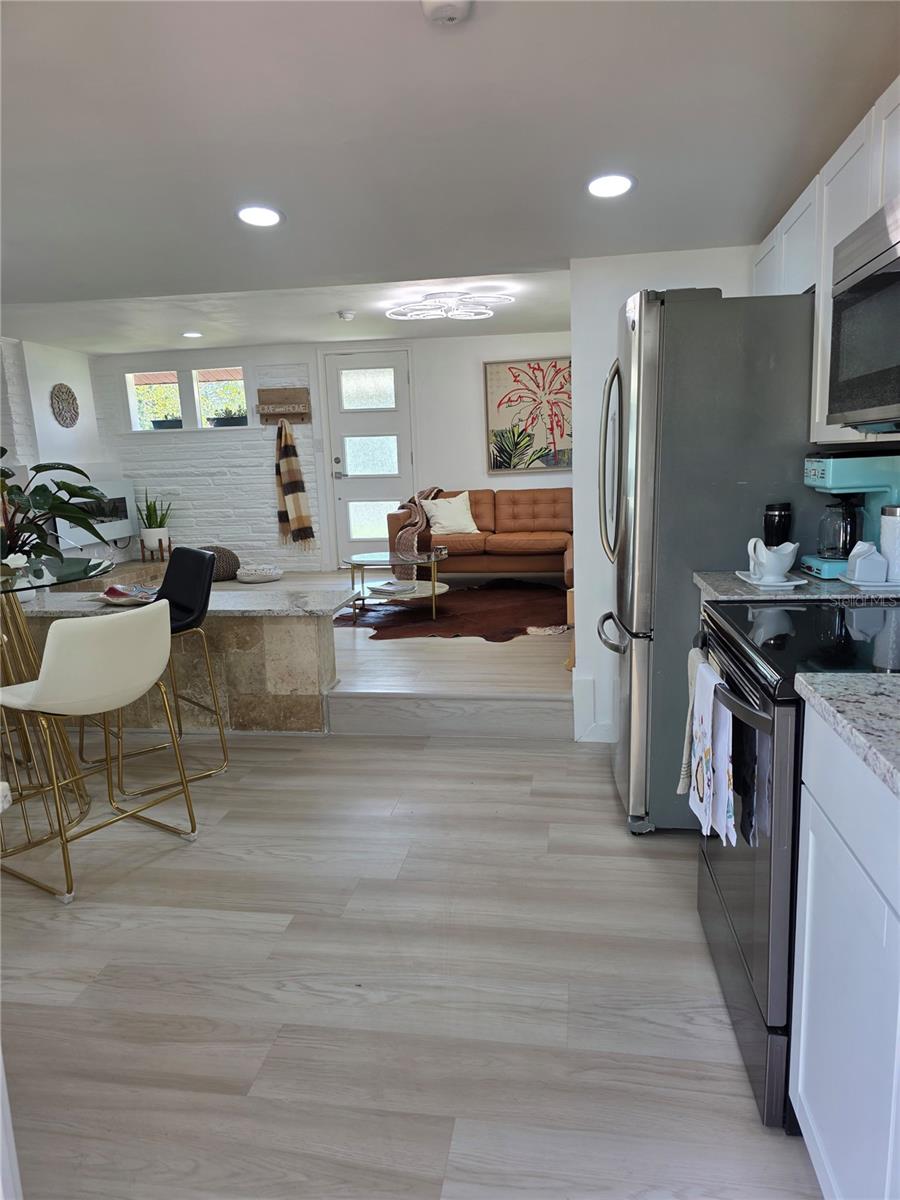 1205 WILLIS AVE — photo 29