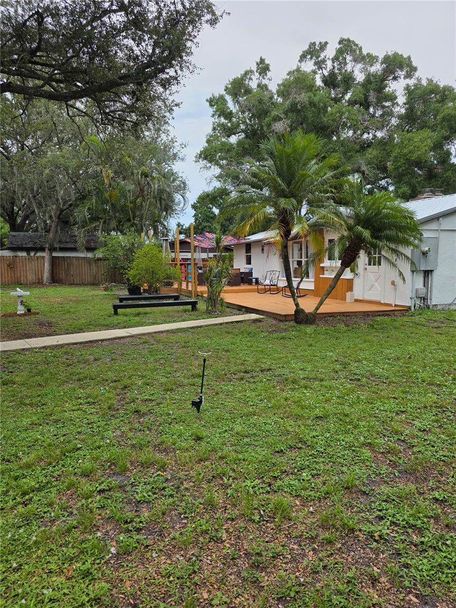 1205 WILLIS AVE — photo 54