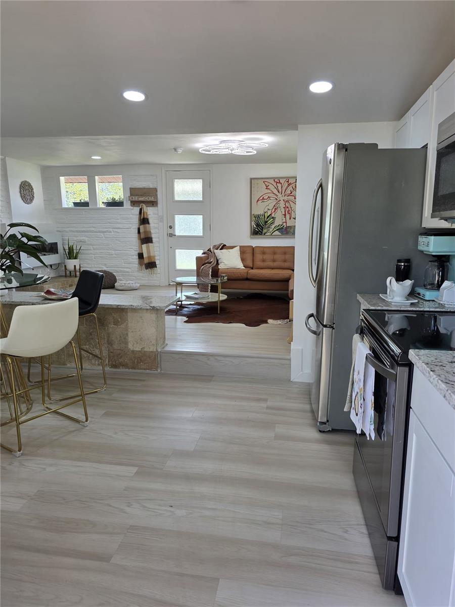 1205 WILLIS AVE — photo 19