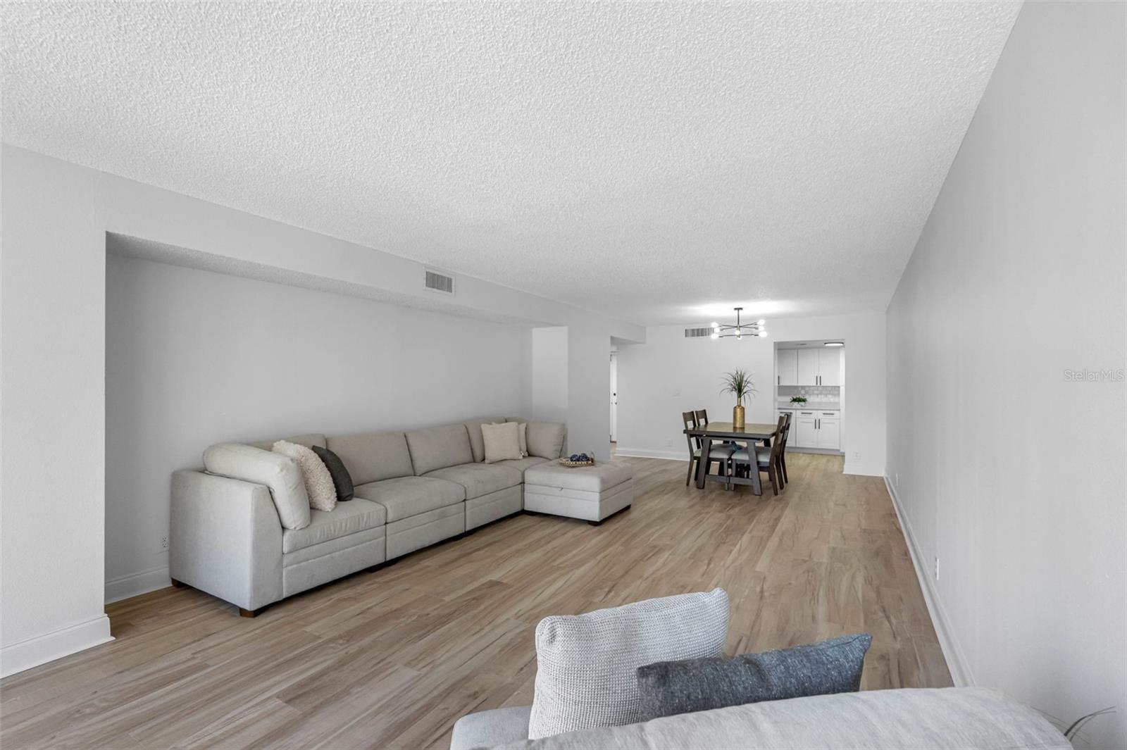 220 BELLEVIEW BLVD #412 — photo 9