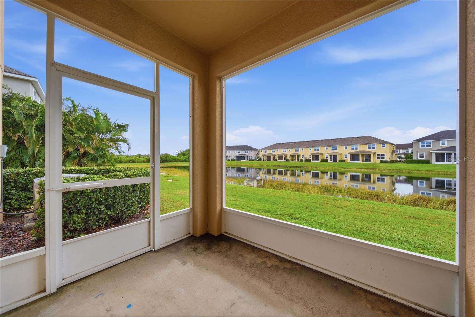 5553 PLEASANTVIEW CT — photo 27