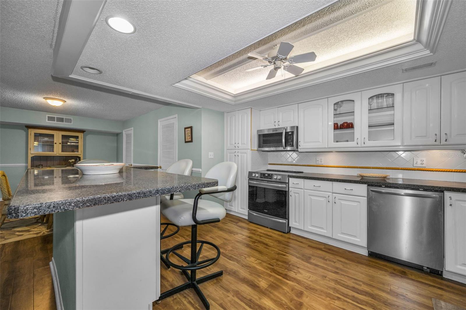 851 BAYWAY BLVD #101 — photo 11